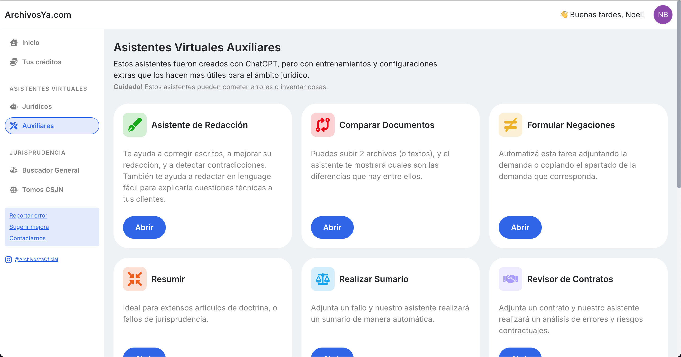 Asistente auxiliar reescribiendo textos