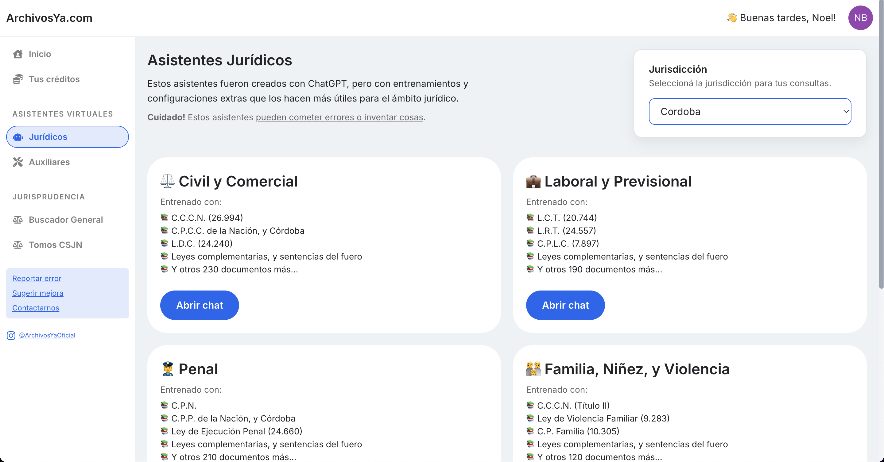 Vista de conversación con Asistentes Jurídicos